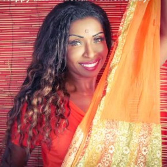 Meet your Posher, Sandra - Picture 6 of 6